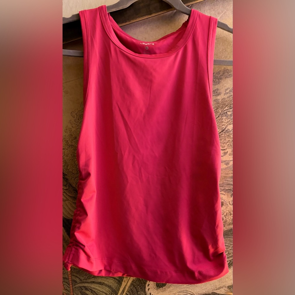 * Layer8 Dark Pink Ruched Side Tank Workout Top SZ Medium *
